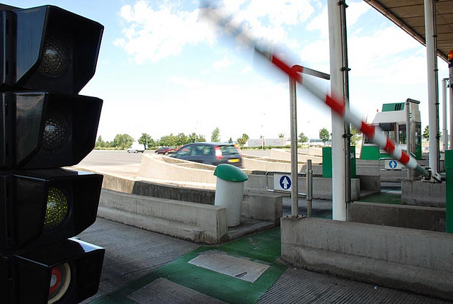 Gratuité, nationalisation ou baisse des tarifs sur les autoroutes&nbsp;: les conducteurs vont encore devoir payer