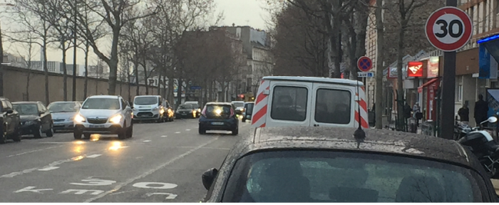 La face cachée des villes à 30 km/h&nbsp;: la Ligue de Défense des Conducteurs dénonce le bilan désastreux de ces abaissements dogmatiques de vitesse