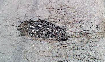 Entretien du réseau routier&nbsp;: quand le désengagement de l’Etat fragilise l’action des collectivités